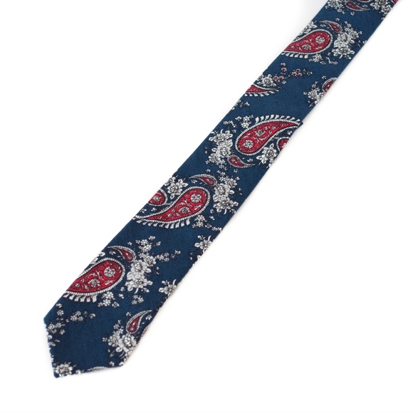 ⚜️HP⚜️ Midnight Blue Paisley Necktie Accessory Set - Picture 2 of 4